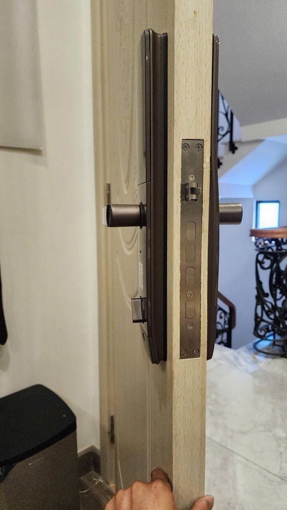 Khóa điện tử PHGLock FP8507Br App