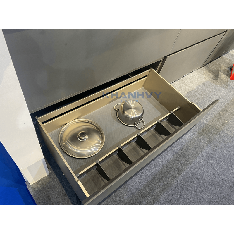Giá xoong nồi hộp Eurogold EUM5090