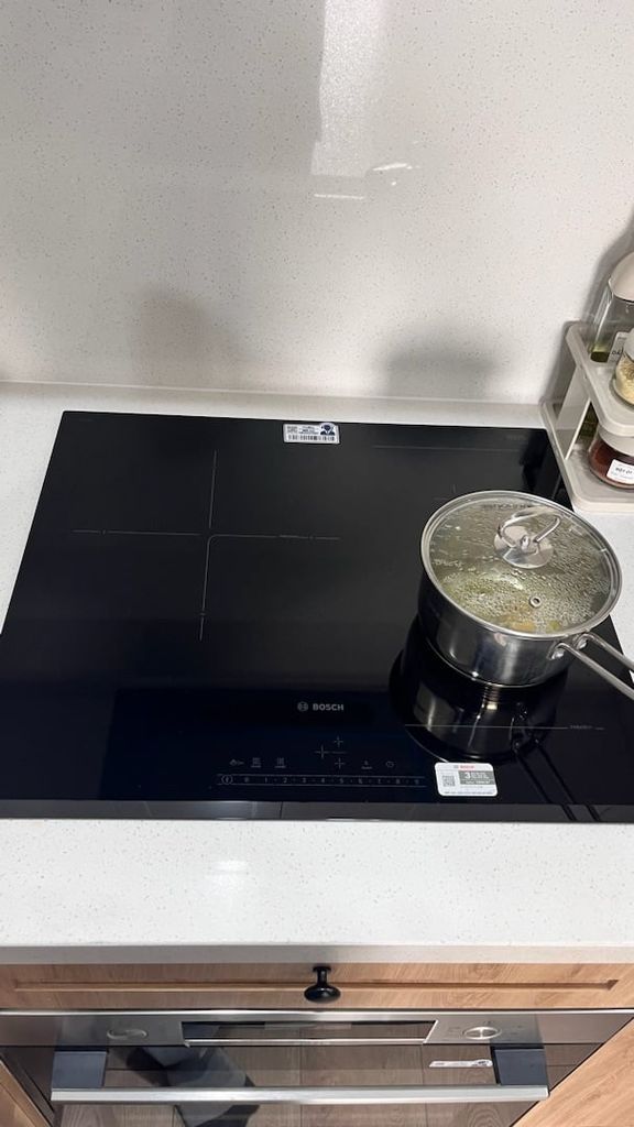 Sản phẩm chứa ảnh đánh giá của người dùng[ Không được xoá]