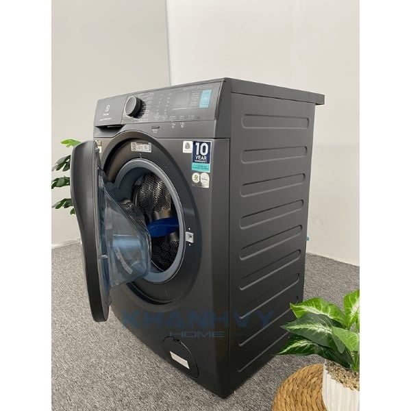 Máy giặt cửa trước 8kg UltimateCare 500 Electrolux EWF8024P5SB