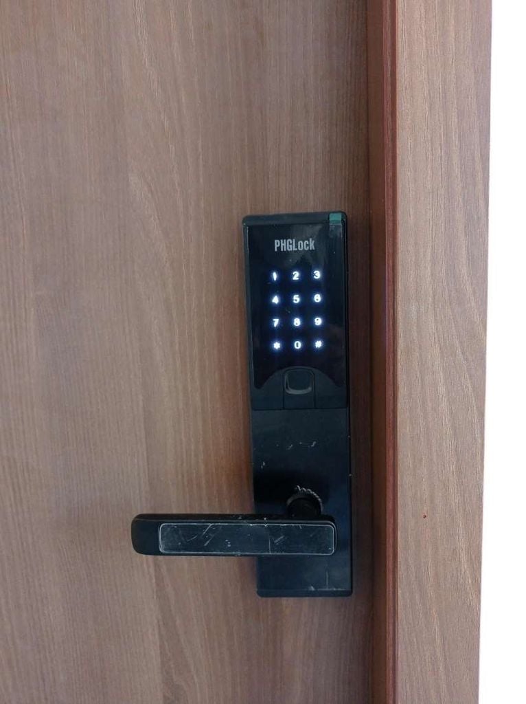 Khóa điện tử PHGLock KR7868B - R
