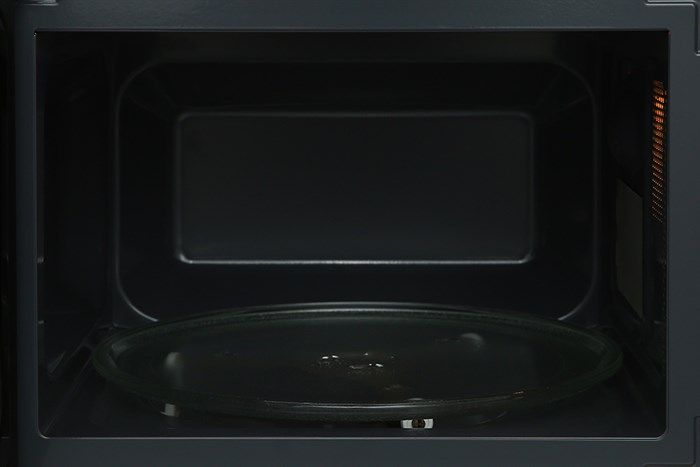 Lò vi sóng có nướng Electrolux EMG30D22BM