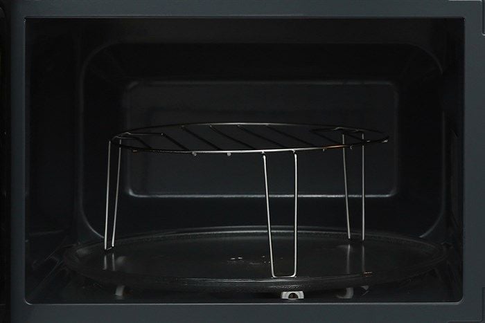Lò vi sóng có nướng Electrolux EMG30D22BM