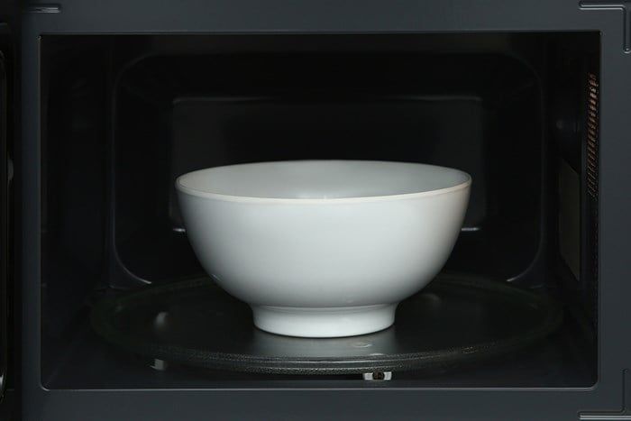 Lò vi sóng có nướng Electrolux EMG25D22BM