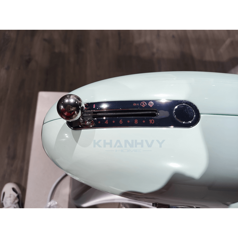 Máy trộn bột Smeg SMF02PGEU 535.43.601