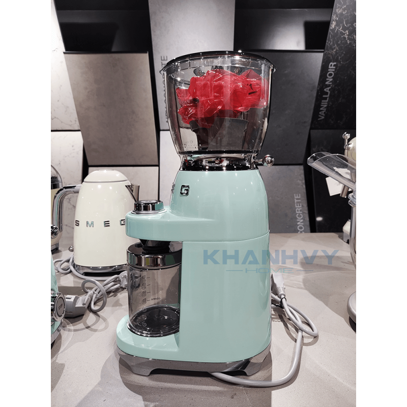 Máy xay cà phê lục nhạt Smeg CGF01PGEU 535.44.010