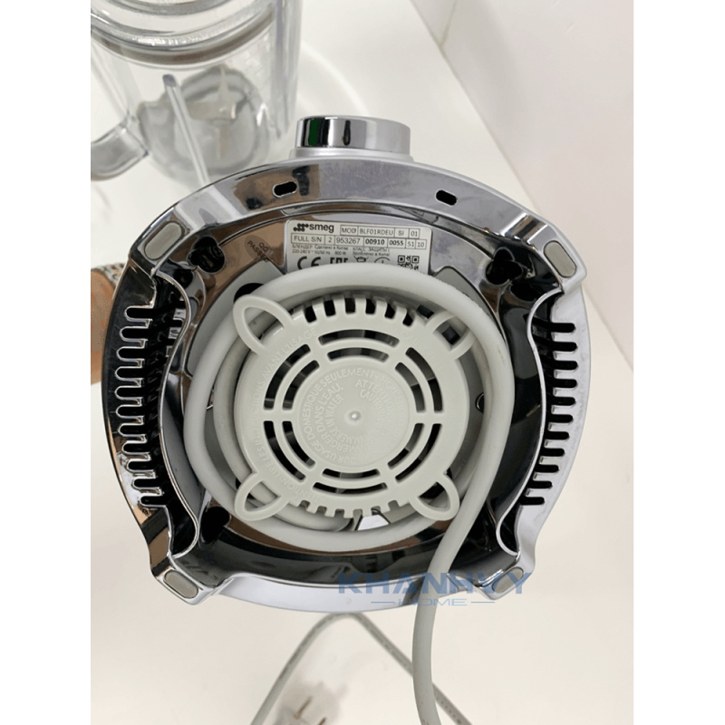 Máy xay sinh tố SMEG BLF01RDEU 535.43.639