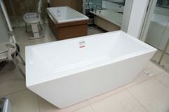 Bồn tắm Manhattan MO-6647B