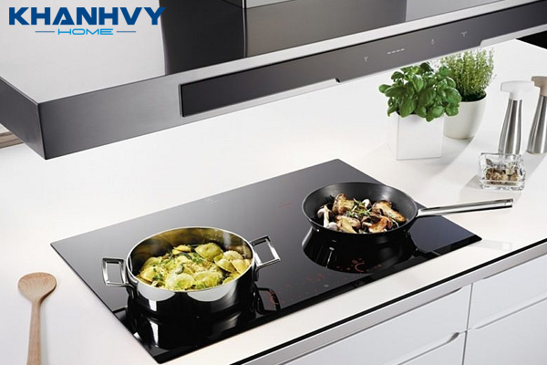 Dây điện bị hở, nứt cũng gây rò điện