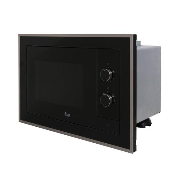 Lò vi sóng Teka ML 820 BI 40584201 với nút nhấn pop-up dễ sử dụng