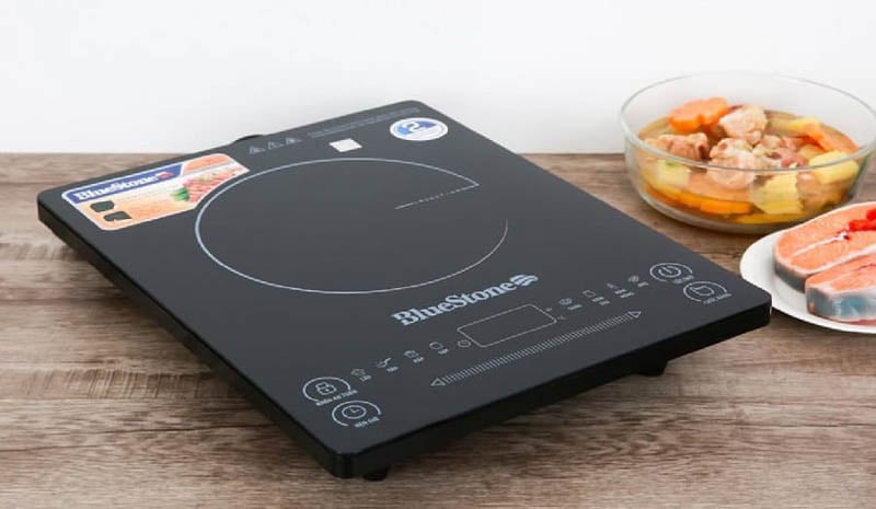 Bếp từ đơn mang nhiều tính năng đi kèm