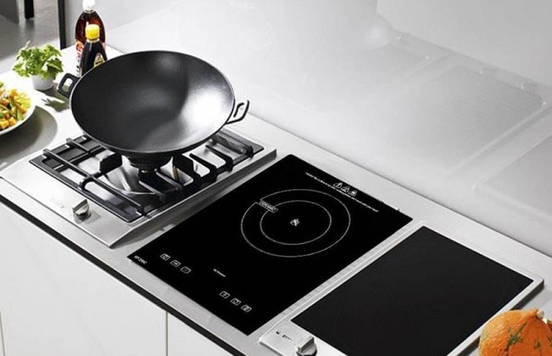 Bếp từ đơn với thiết kế sang trọng
