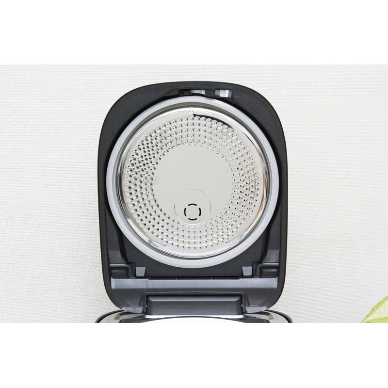 Nồi cơm cao tần Panasonic SR-HB184KRA
