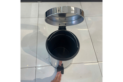 Thùng rác inox 12 lít Atmor 8074