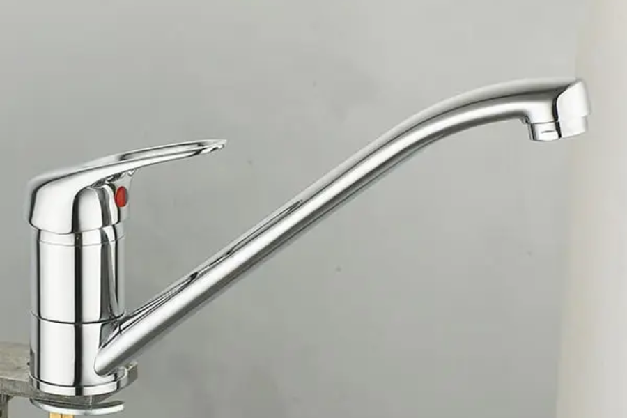 Vòi rửa chén Atmor AT90015-5 nóng lạnh