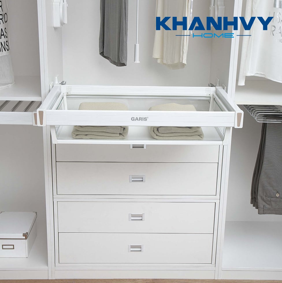 Giá để đồ gập vách kính là phụ kiện tủ quần áo thông minh tối ưu không gian tủ