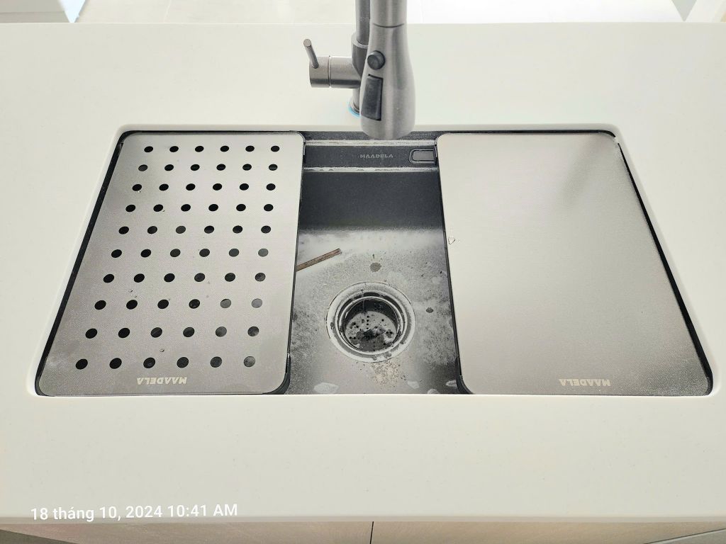 Sản phẩm chứa ảnh đánh giá của người dùng[ Không được xoá]