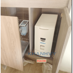 Thùng gạo âm tủ ray giảm chấn Eurogold EGA300 Outlet
