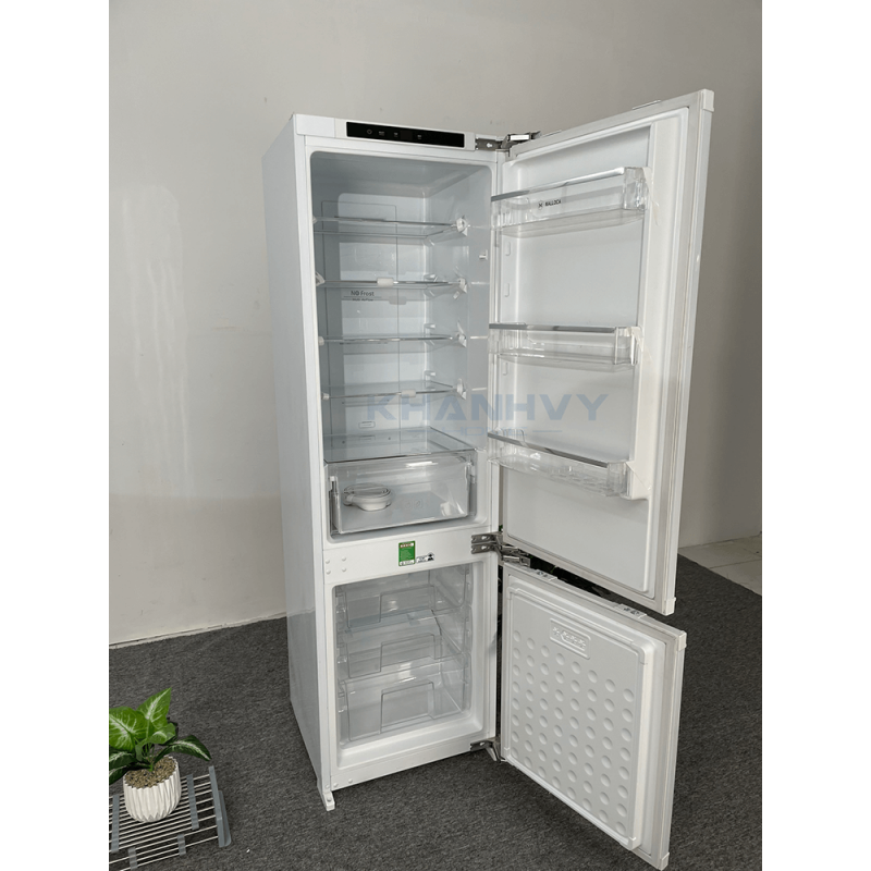 Tủ lạnh Malloca MF-246EBI âm tủ