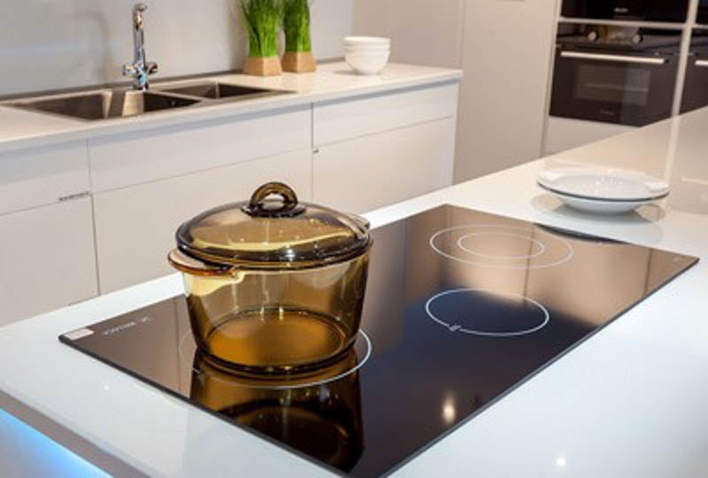 Ưu điểm của bếp điện từ Malloca - Khánh Vy Home