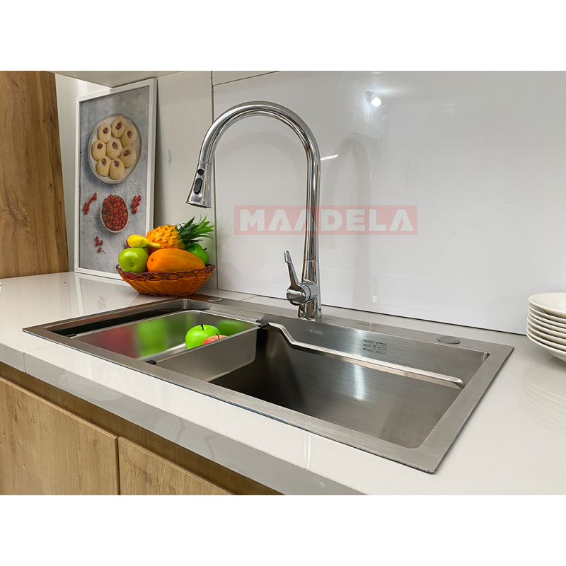 Vòi rửa chén Maadela MDF-6046W