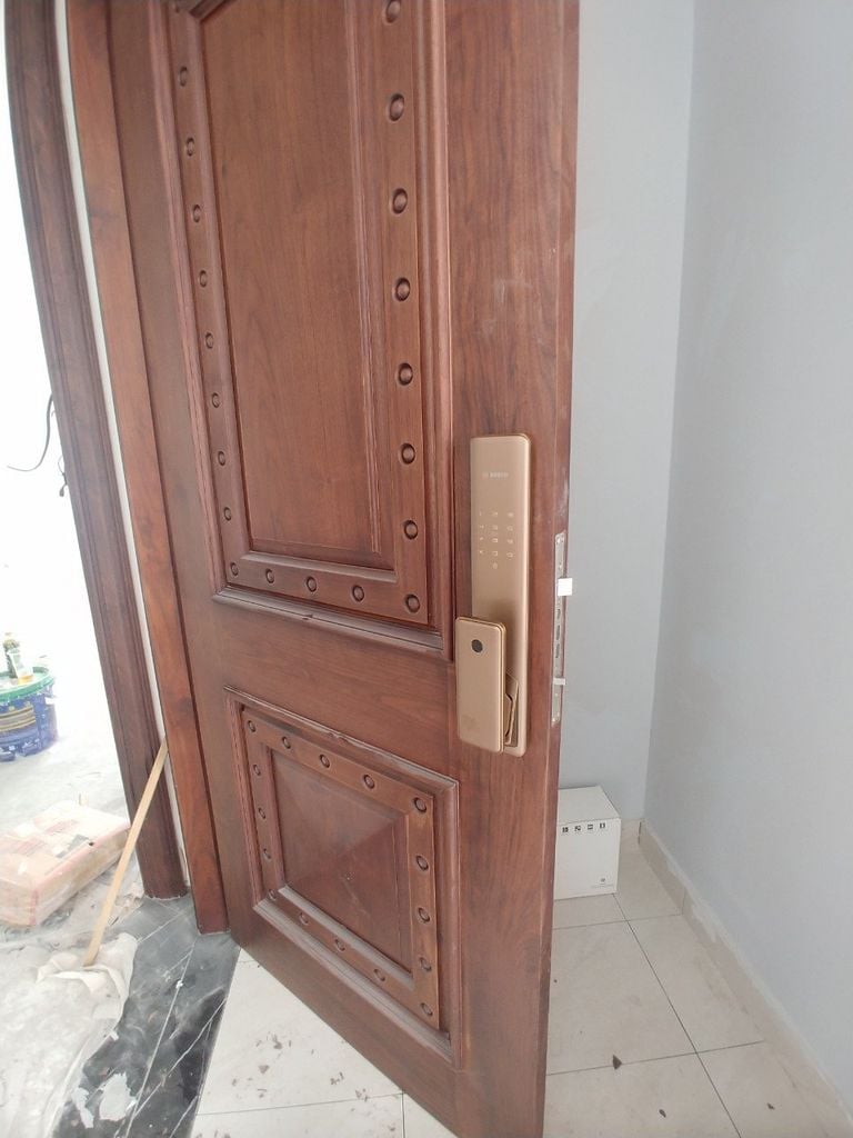 Khóa điện tử Bosch FU750 EU Amber Gold