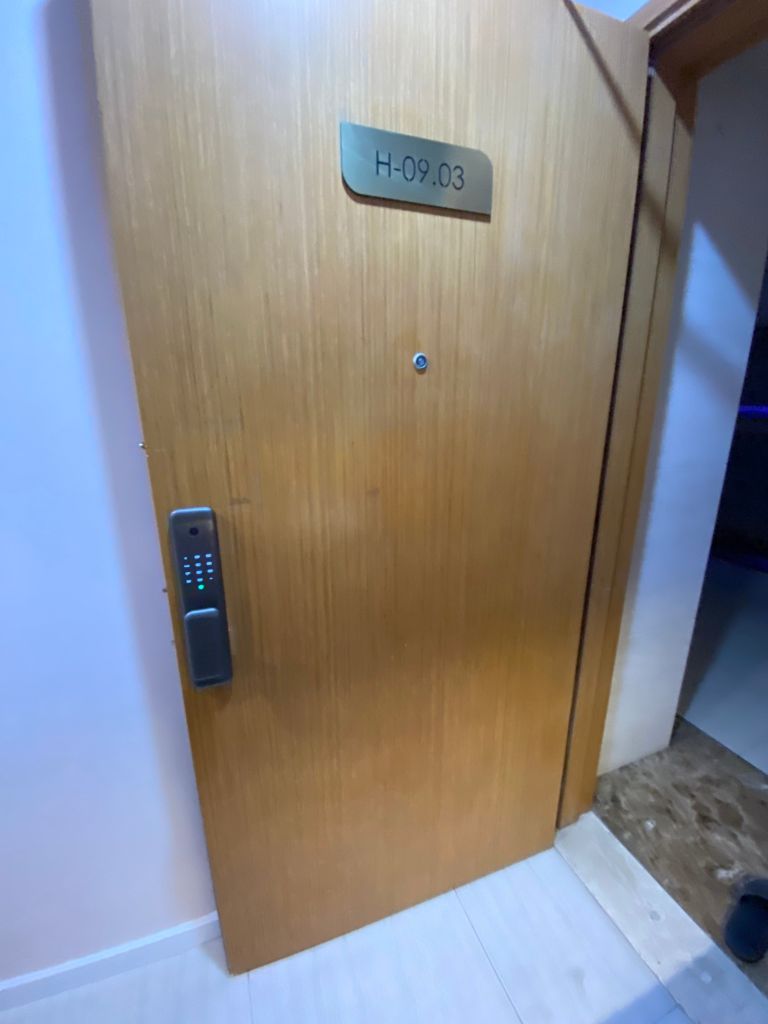 Khóa điện tử Bosch EL500 EU Gray