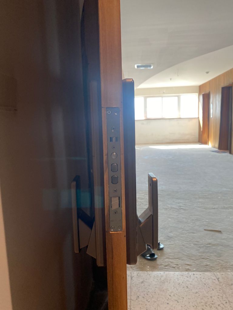 Khóa điện tử Bosch FU750 EU Amber Gold