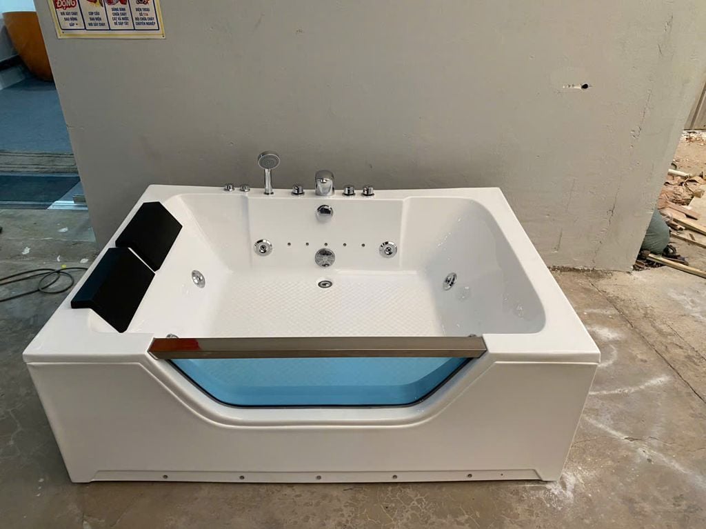 Bồn tắm Mamoo MA-2251MV kính gắn massage và sen vòi, kèm gối