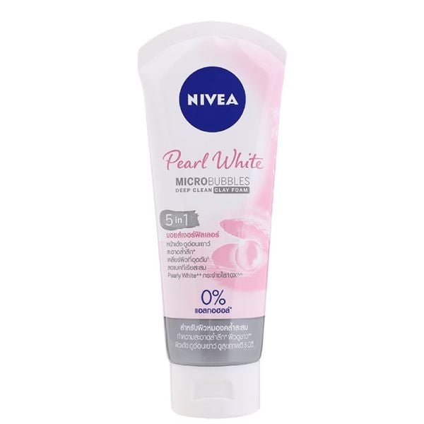 Sữa Rửa Mặt Đất Sét Ngọc Trai Làm Sáng Da Nivea Pearl Bright Micro Bubbles Deep Clean Clay Foam 5IN1