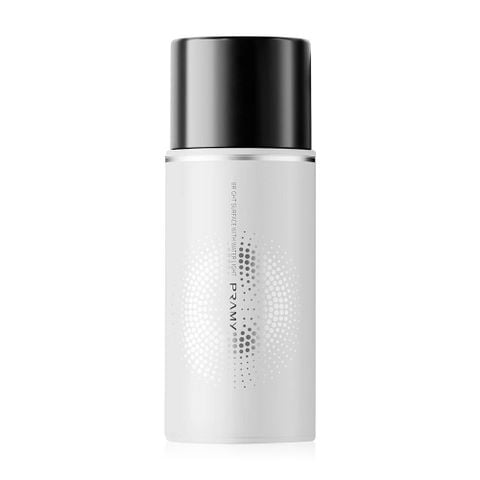  Xịt Khoá Trang Điểm Cấp Ẩm Căng Bóng Pramy Moisturizing Makeup Setting Spray - Dewy Finish 