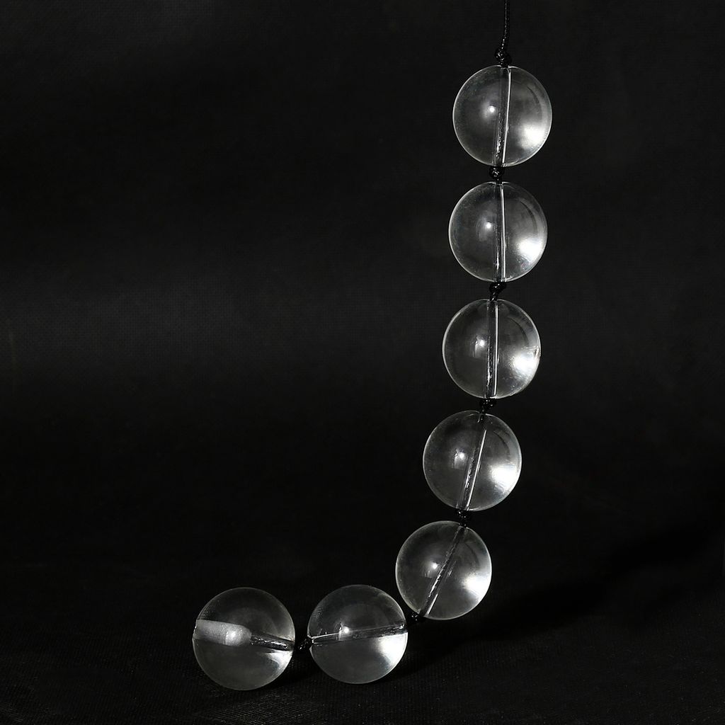 Chuỗi bi thuỷ tinh massage kích thích hậu môn, hạt tròn trong suốt