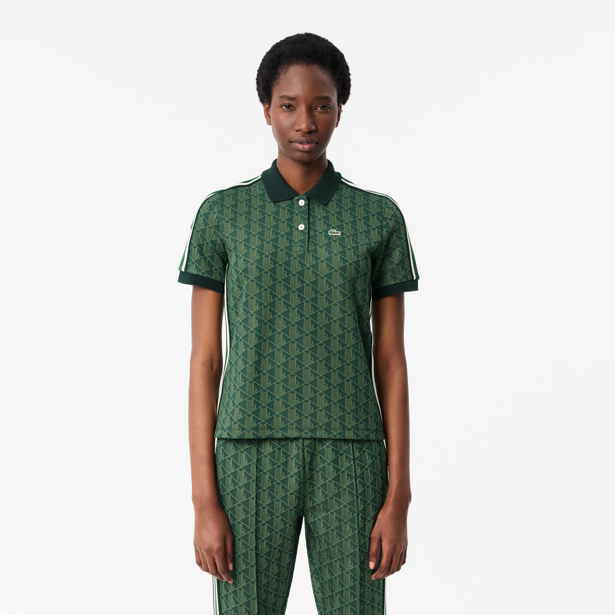 Áo Polo Lacoste Nữ Ôm Dáng Họa Tiết Monogram Chất Vải Jacquard
