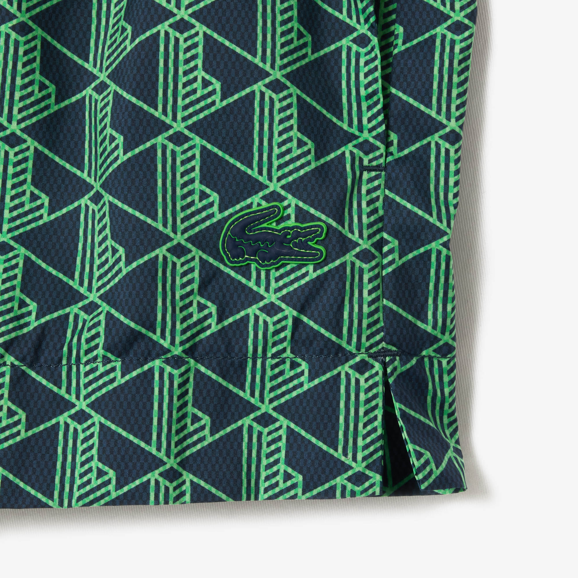 Quần Ngắn Lacoste Nữ Họa Tiết Monogram