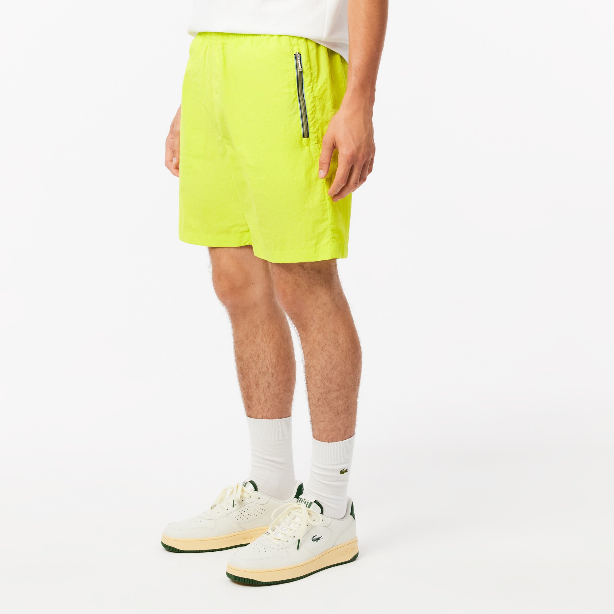 Quần Ngắn Lacoste Nam Dáng Rộng Túi Có Khóa Kéo