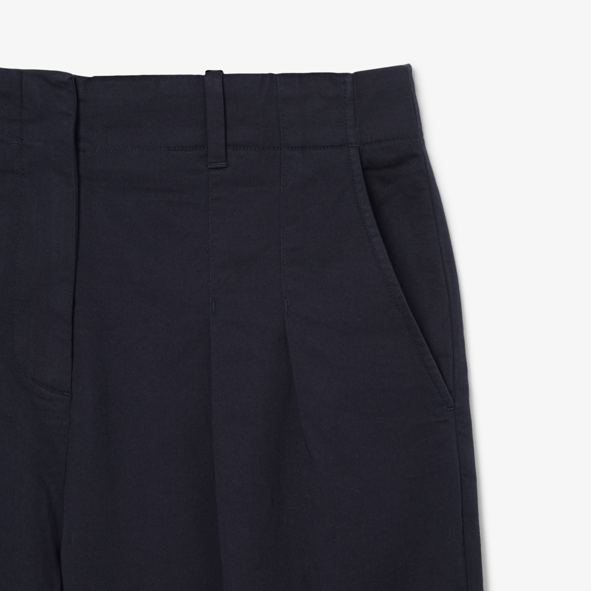 Quần Dài Lacoste Nữ Ống Loe Chất Liệu Gabardine Co Giãn