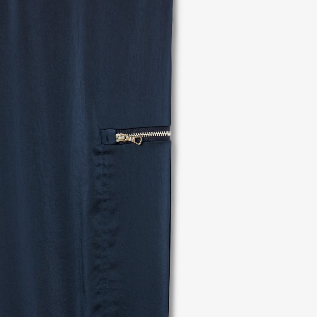 Quần Nỉ Bo Gấu Lacoste Nữ Dáng Rộng Chất Liệu Mềm Mại