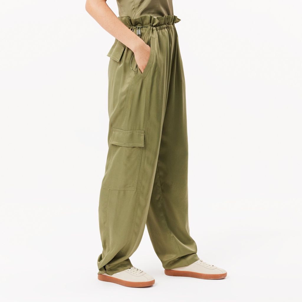 Quần Dài Lacoste Nữ Oversize Có Túi