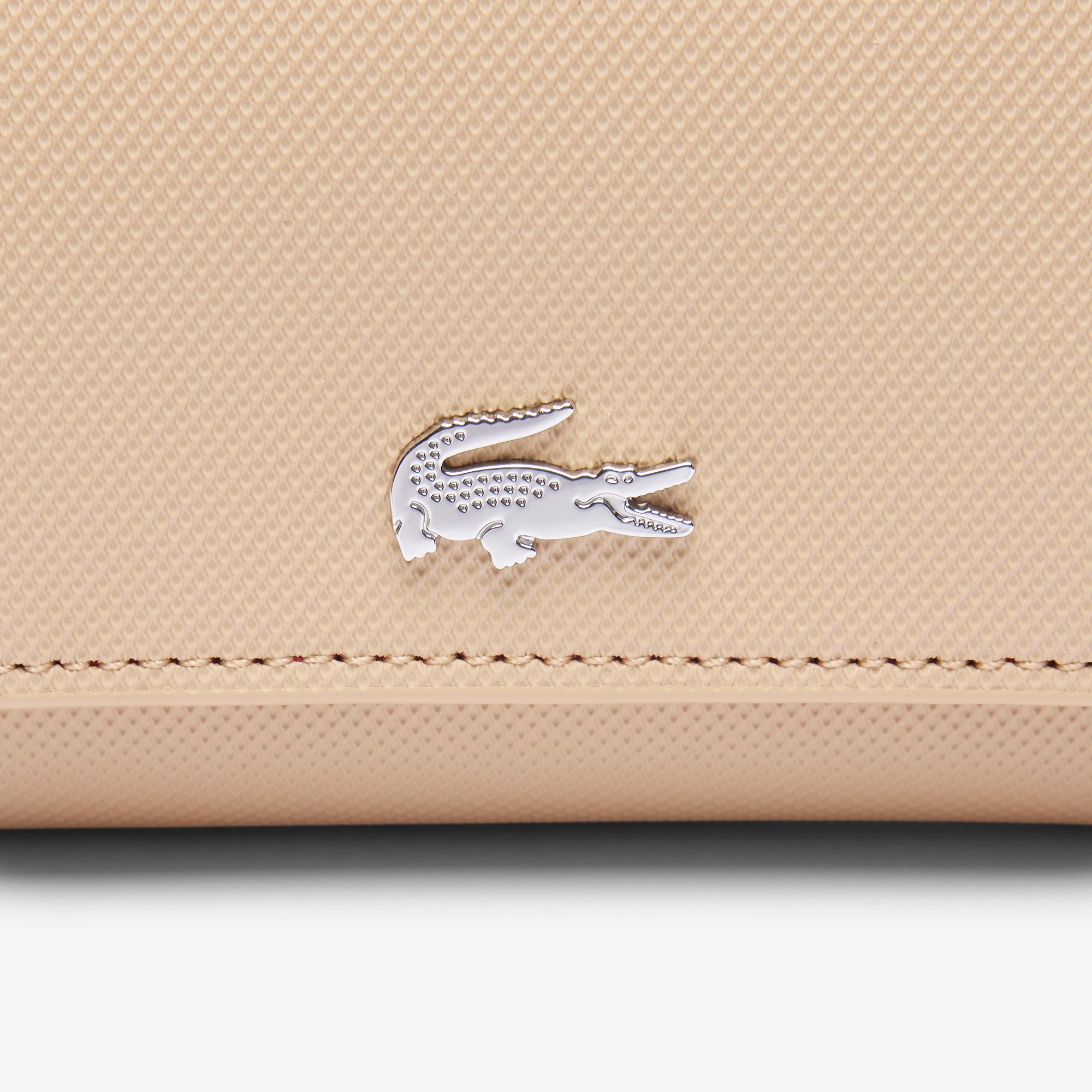 Ví Gập Lacoste Nữ Anna Nắp Gập Có Cúc Bấm