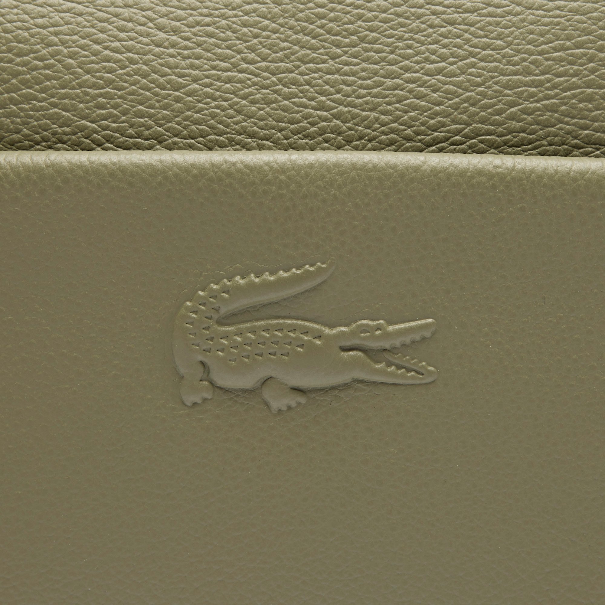 Túi Đeo Chéo Lacoste Nữ City Court Chất Liệu Da Grain