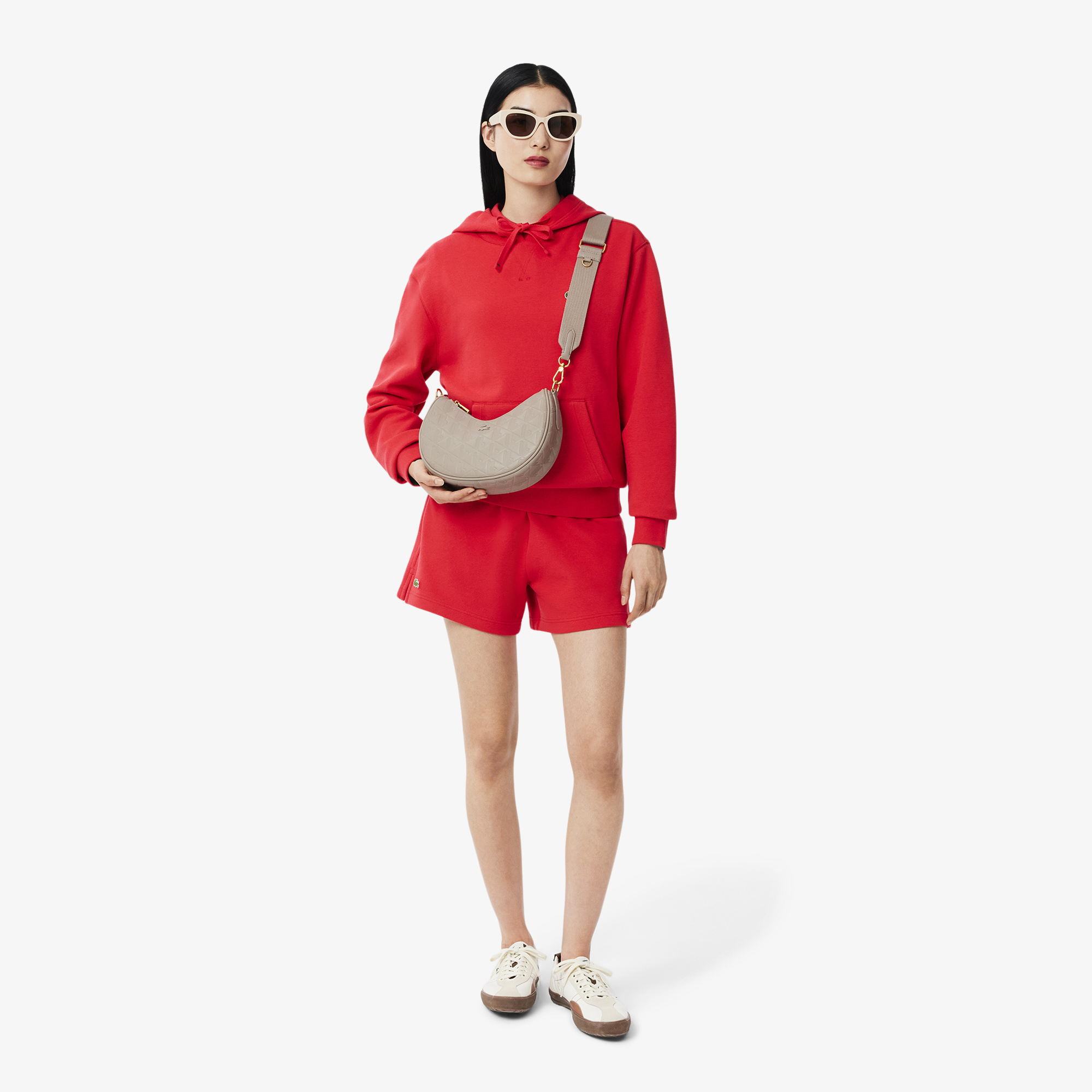 Túi Đeo Vai Bán Nguyệt Lacoste Nữ Maheki Dập Nổi Chất Liệu Da