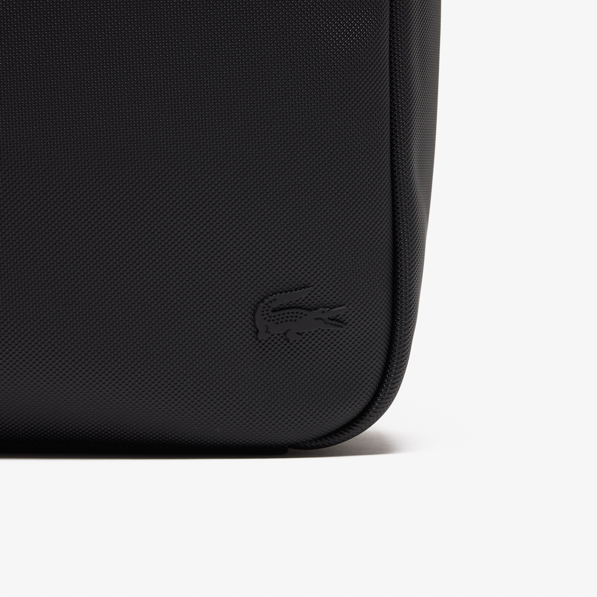 Túi Xách Lacoste Nam Men's Classic Có Ngăn Đựng Máy Tính
