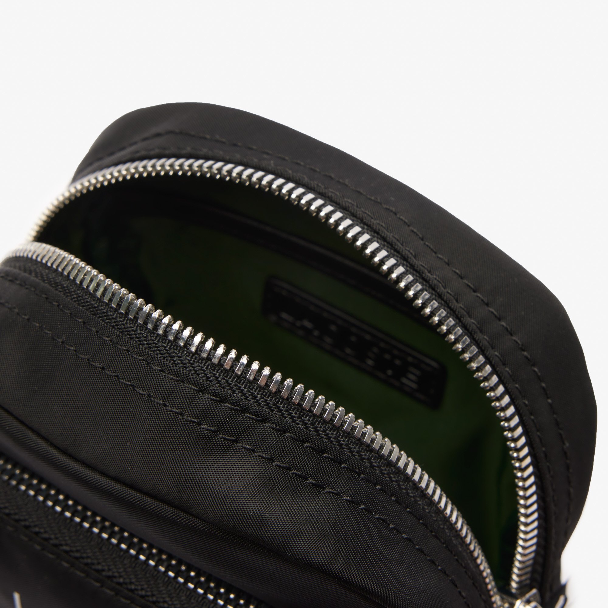 Túi Đeo Chéo Lacoste Unisex Active Chất Liệu Nylon