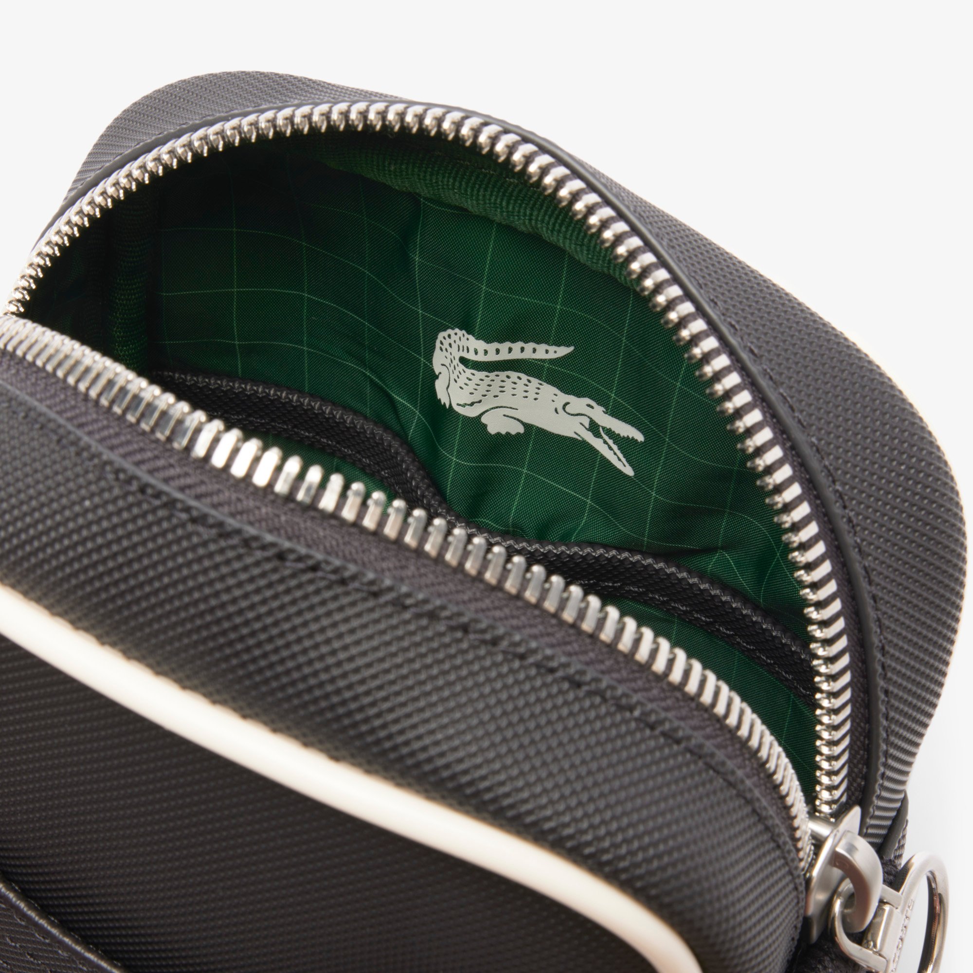 Túi Đeo Chéo Lacoste Unisex Club 1930 Phom Đứng Hiệu Ứng Petit Piqué