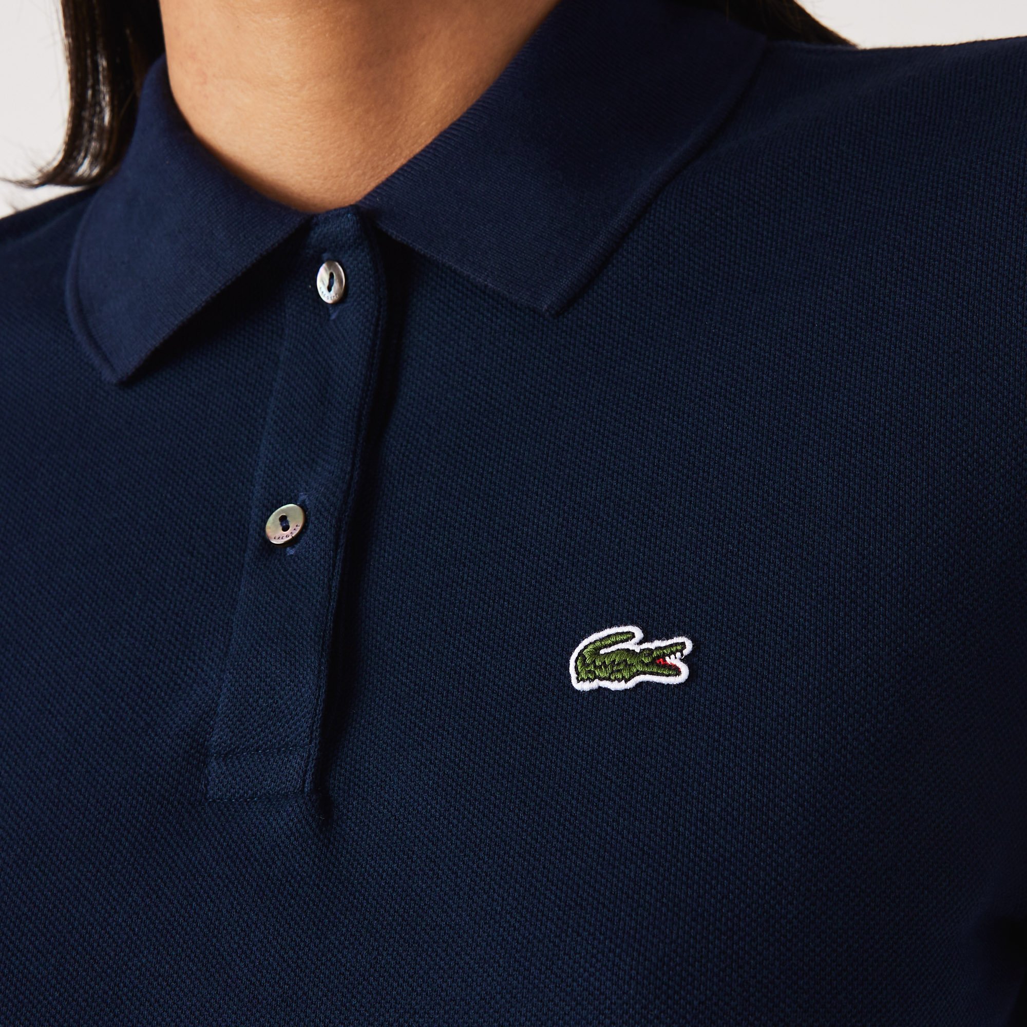 Áo Polo Lacoste Nữ Dáng Suông Chất Liệu Piqué Mềm Mại
