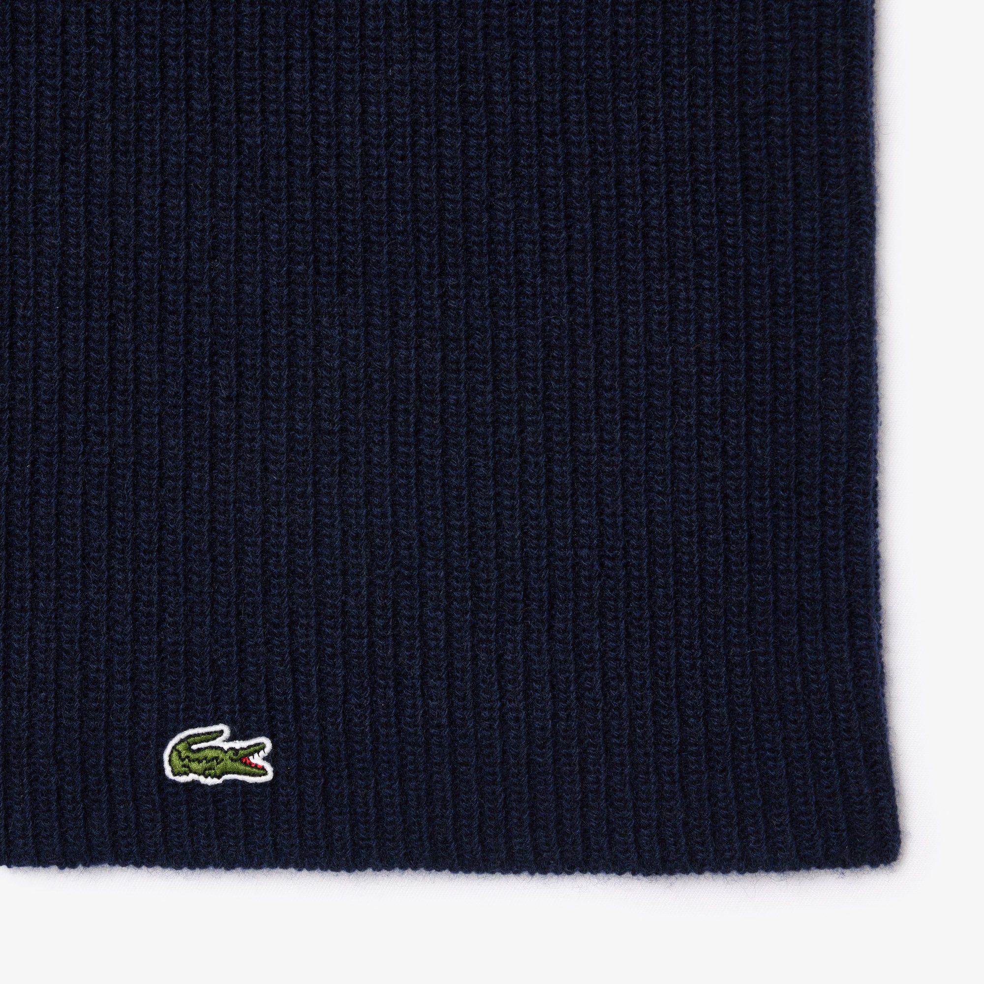 Khăn Choàng Lacoste Nữ Chất Liệu Len Cashmere Dệt Kim Có Sọc