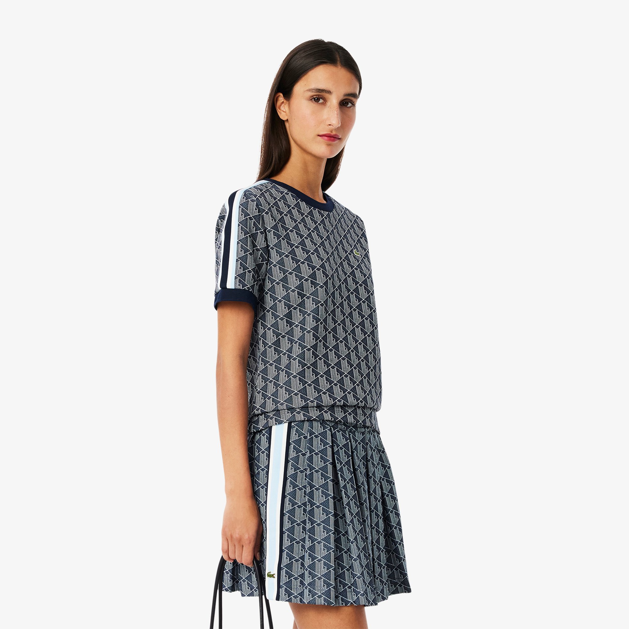 Áo Thun Lacoste Nữ Ôm Dáng Hoạt Tiết Jacquard Monogram