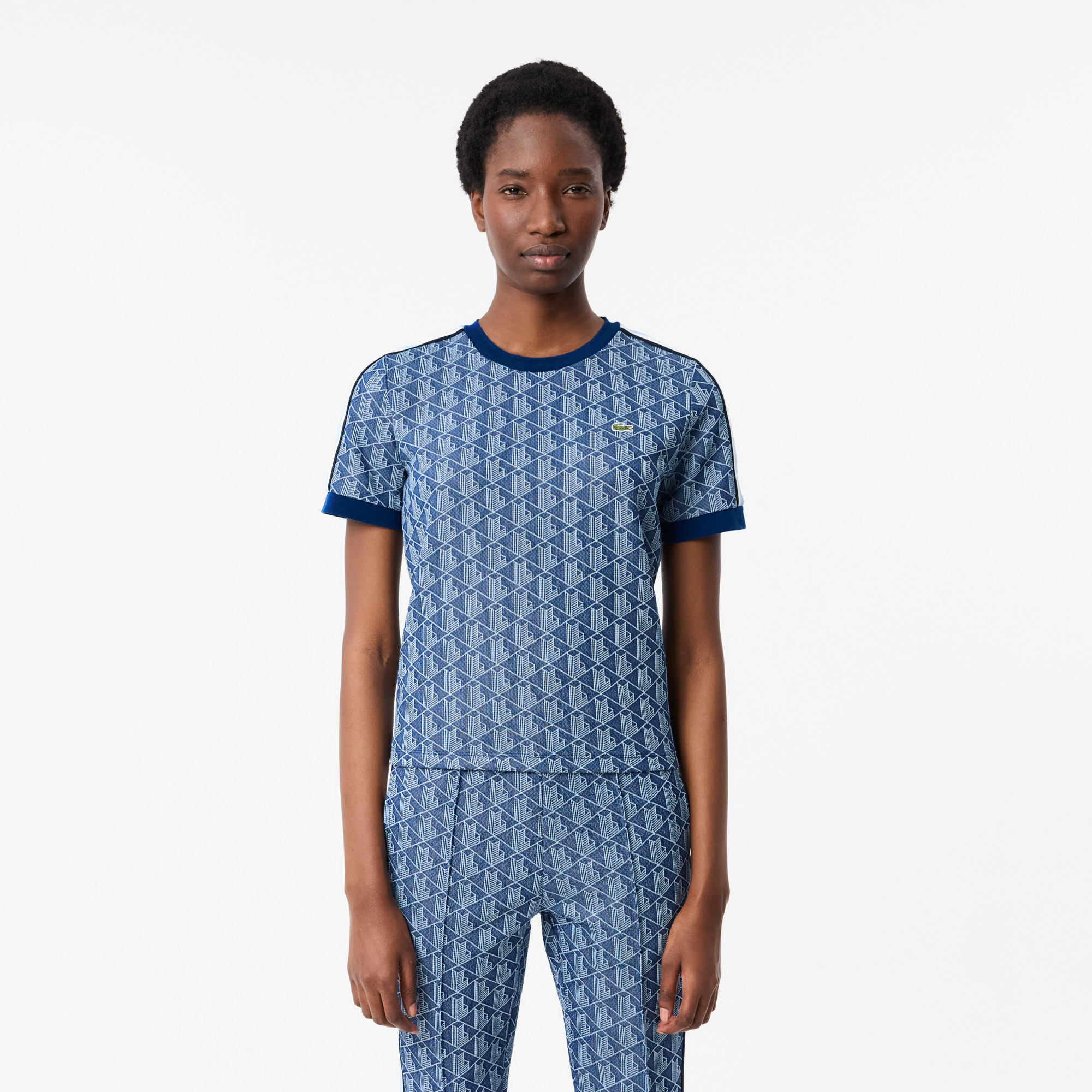 Áo Thun Lacoste Nữ Ôm Dáng Hoạt Tiết Jacquard Monogram