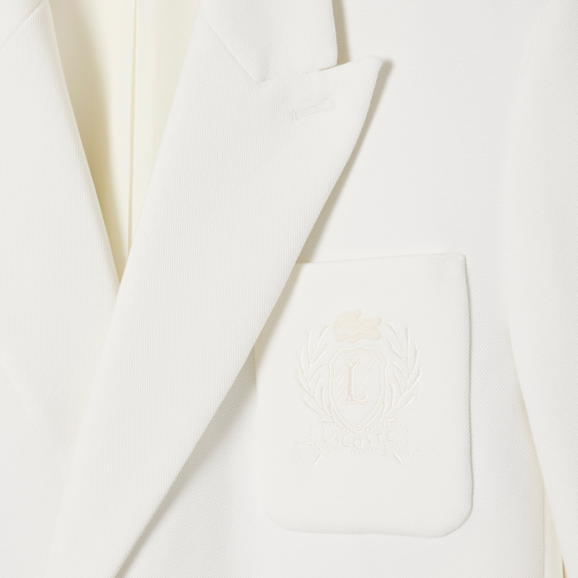 Áo Blazer Lacoste Nam Hai Hàng Cúc Huy Hiệu Di Sản Thêu