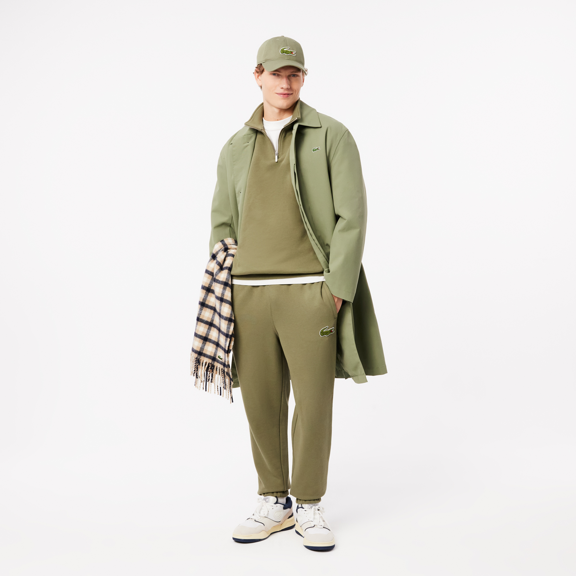 Quần Nỉ Lacoste Unisex Dáng Rộng